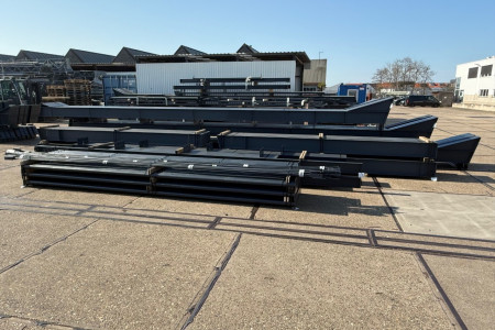 19.00 x 50.00m (950m²)